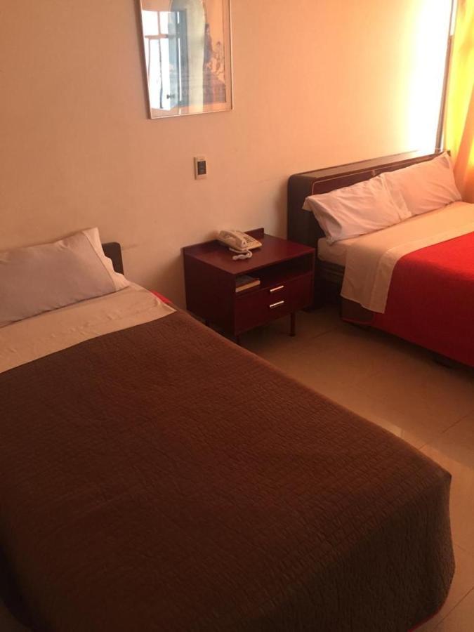 Hotel Bogota Bagian luar foto
